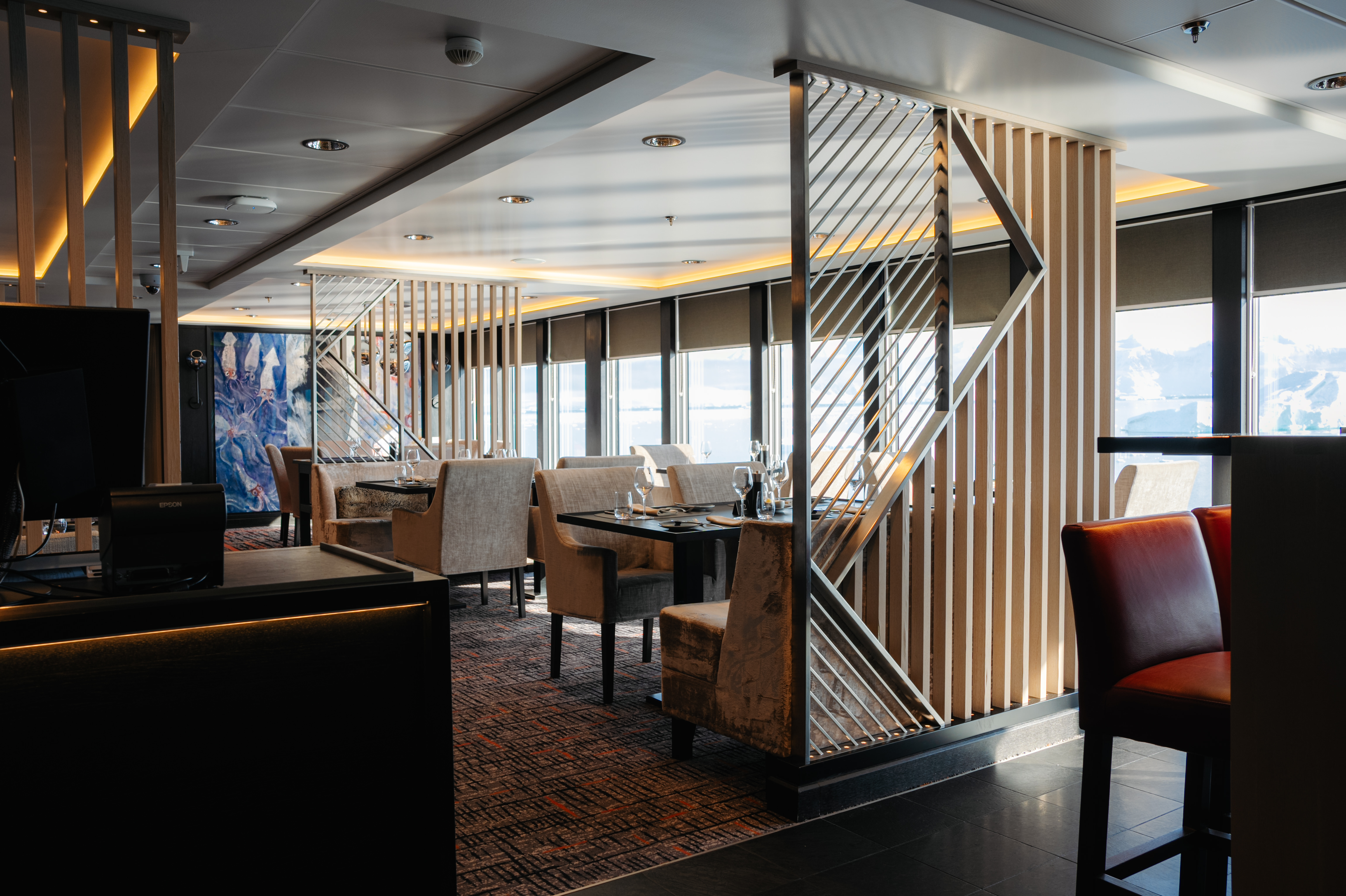 MS Roald Amundsen - Lindstrøm